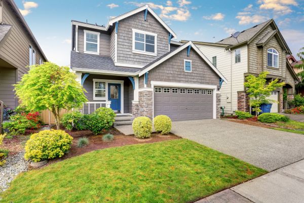 Curb Appeal Landscaping in Joplin